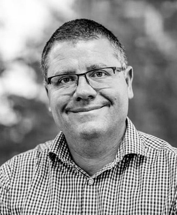 Dr.Scheepers-bw